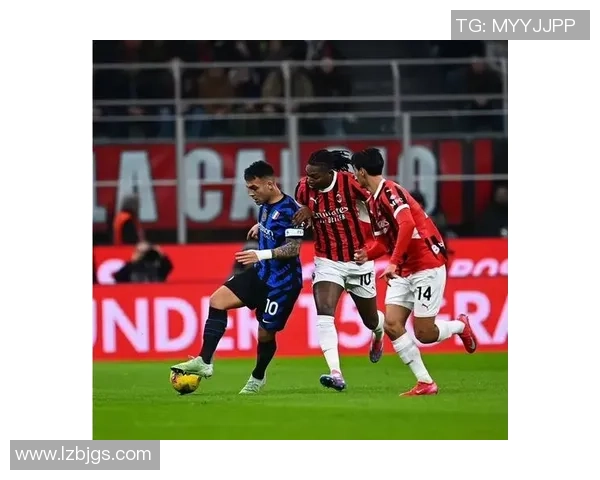 西甲赛场惊现冷门国米与曼联激战成和引发全场沸腾