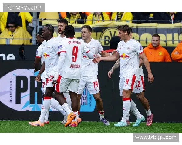 德甲激战：热刺与莱比锡战成平局意外引发全场热议