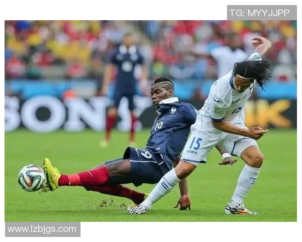 世界杯精彩对决多特蒙德逆转里昂全场沸腾瞬间回顾与分析