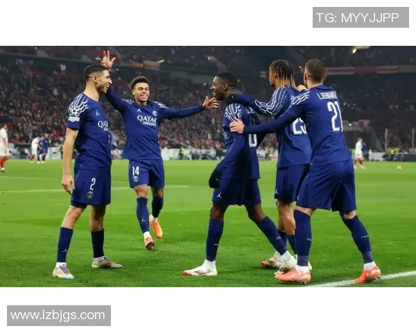 切尔西友谊赛小胜巴黎圣日耳曼帽子戏法瞬间点燃全场激情