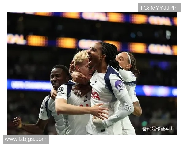 意甲惊现冷门热刺以一球小胜曼联引发全场震动